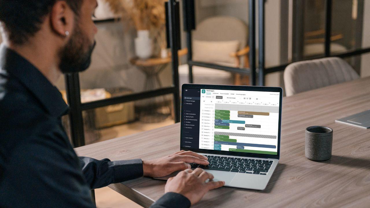 Automate Property Operations: Seamless Check-in & Booking Control.